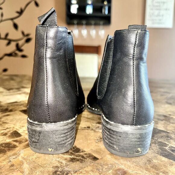 Dolce Vita Black Leather Block Heel Studded Chelsea Boot Booties - Picture 7 of 10